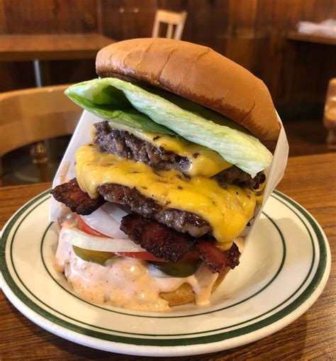 21 Best Burger Restaurants in Los Angeles You Absolutely Have to Try ...