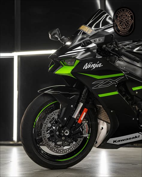 KAWASAKI NINJA ZX10R - Boss Ride