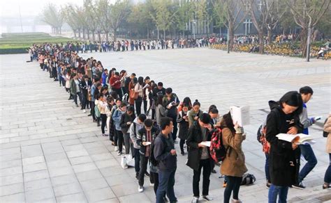 新闻-2020年考生1071万！北京东城考生需做核酸检测，中高风险地区考生全程戴口罩！