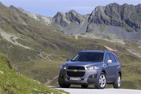Chevrolet Captiva (2013) - picture 10 of 15