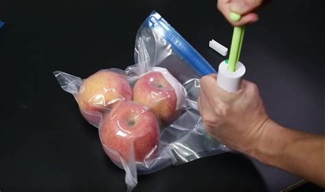 Food Vacuum Sealer Bags With Hand Pump Handheld Reusable Vacuum Food ...