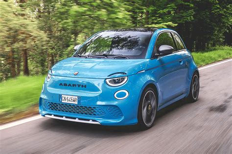 Abarth 500e Review 2024 | What Car?