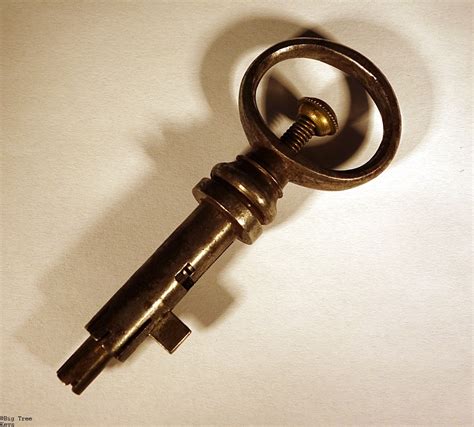 Antique Nested Bramah Key (or Bramah style) Extremely Rare and Unique Key - Big Tree Keys
