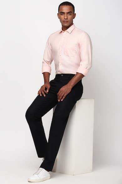 Buy Men Pink Slim Fit Stripe Full Sleeves Casual Shirt Online ...