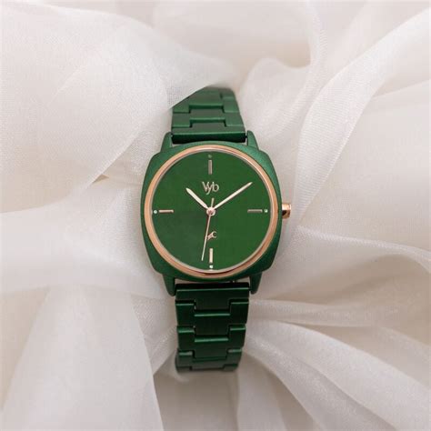 Buy Online Fastrack Vyb Slayer Quartz Analog Green Dial Metal Strap ...