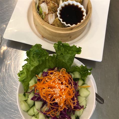 ANDY'S THAI KITCHEN, Chicago - Lake View - Restaurant Reviews, Photos ...