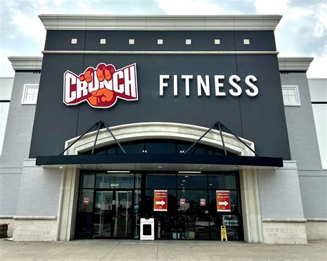 New Crunch Fitness gym opens in Cy-Fair