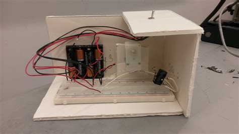 Useless Machine 的图像结果