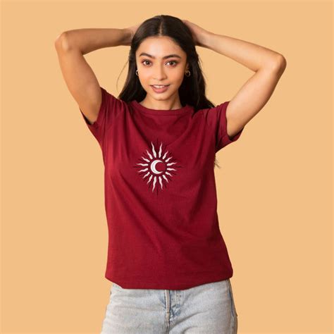 Sun Moon Design For Women's Half Sleeve Red T-shirt
