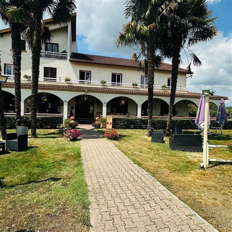 RELAIS DU PONT D'ARCOLE (Riscle) - Inn Reviews, Photos, Rate Comparison ...