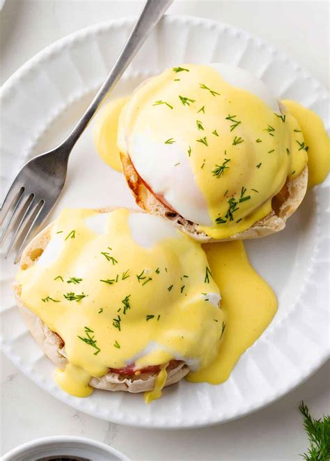 Eggs Benedict Recipe - I Heart Naptime