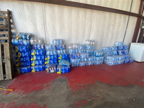 Mount Enterprise VFD cooking hot meal for tornado victims