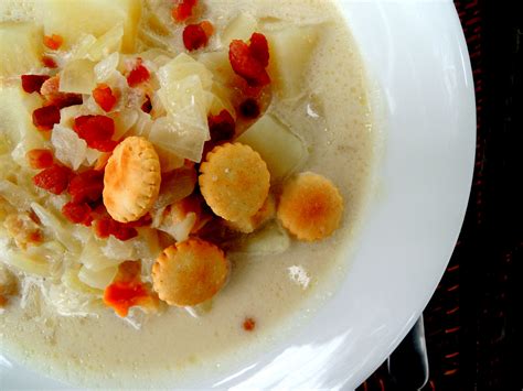 LEGAL SEA FOODS’ NEW ENGLAND CLAM CHOWDER – The Weathered Grey Table