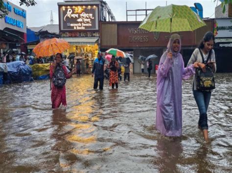 Maharashtra: Six dead, five missing in floods; 293 rescued in Nanded