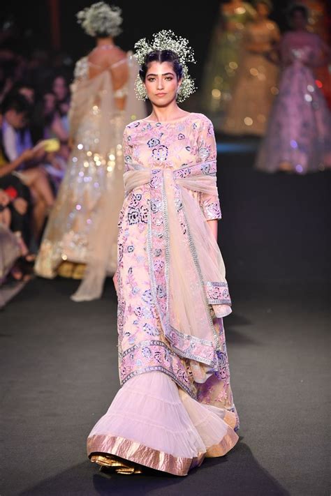 Suneet Varma at India Couture Week 2019 | Vogue India