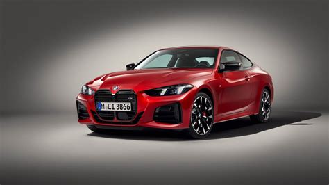 BMW M4 GT3 Evo makes racing debut at 2025 24 Hours of Dubai