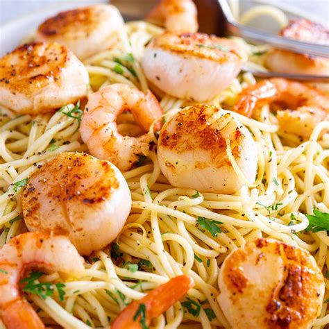 Shrimp and Scallop Pasta - Sprinkles and Sprouts