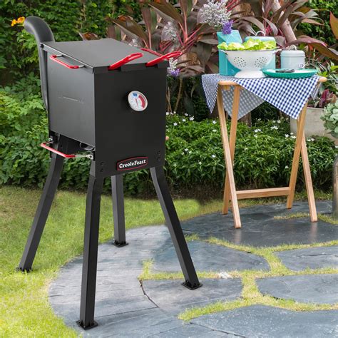 Creole Feast Outdoor Propane Deep Fryer with Lid, 17 Qt. Oil Capacity ...