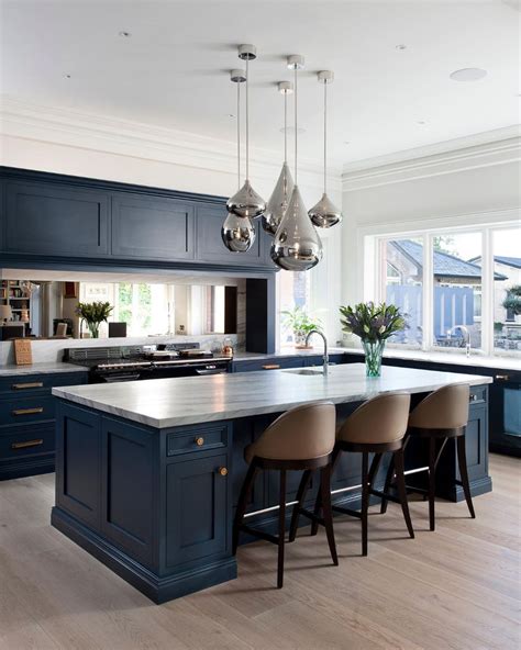 35 Modern Kitchen Island Lighting Ideas For A Luxurious Look
