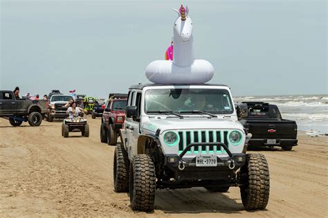 Jeep Weekend 2025 kicks off under Galveston County sheriff's new plan. What to know.