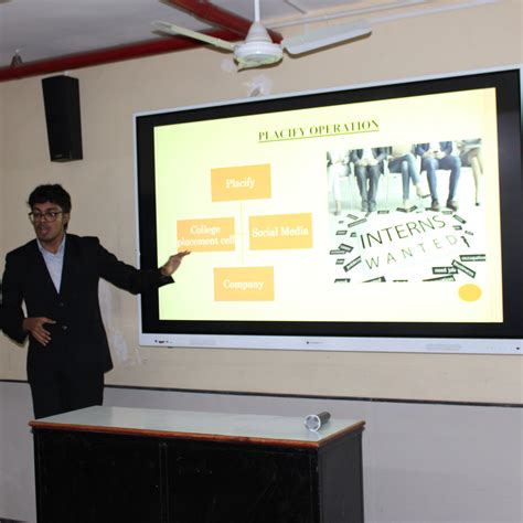 TRCAC | Thakur Ramnarayan College of Arts and Commerce