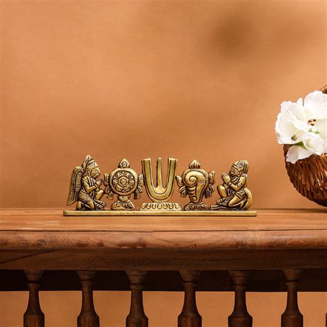 Brass Shankh Chakra Namah Hanuman And Garuda Religious Showpiece (2.5 ...