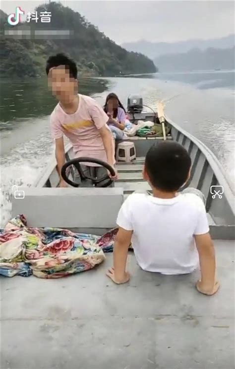 重庆25岁女生欠下二十余万网贷后失联，父母沿街找人，愿卖房还债 - 哔哩哔哩