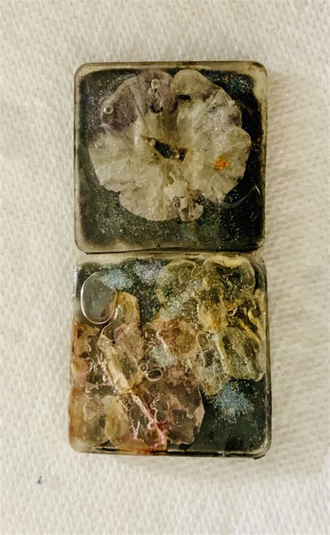 Donna DeCicco flowers in resin