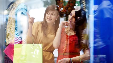 Fast Fashion Business Model 的图像结果