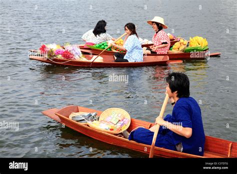 Thai Market 的图像结果