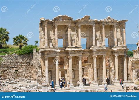 Celsus Library in Ephesus, Turkey Editorial Photography - Image of ...