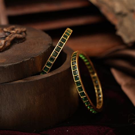 Antique Bangles | Trendy Design | Shop Now