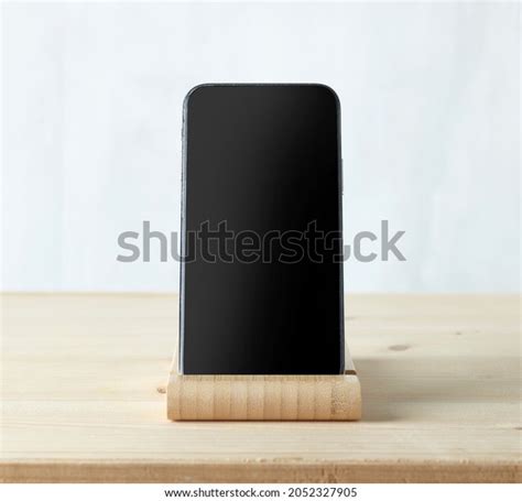 Mobile Phone On Desk 的图像结果