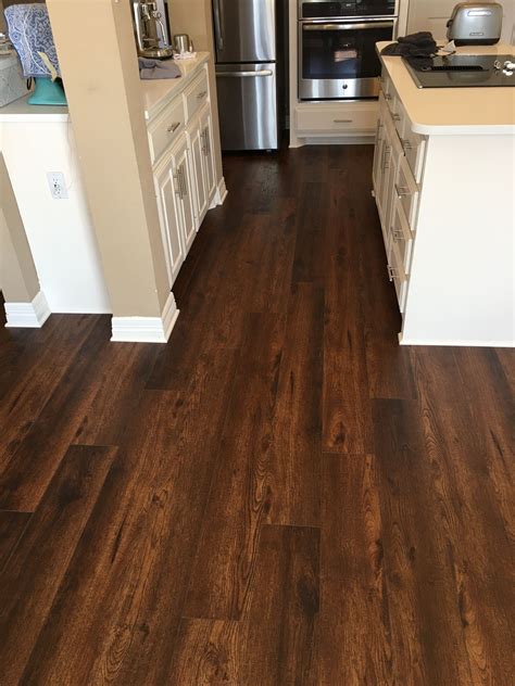 Vinyl Plank Flooring Under Cabinets: Benefits And Installation Tips ...