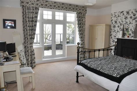 THE QUAY INN (Minehead, Exmoor National Park) - Inn Reviews, Photos ...