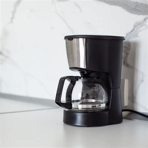 Best Drip Coffee Maker 2023: Top 5 Best Drip Coffee Machines ...