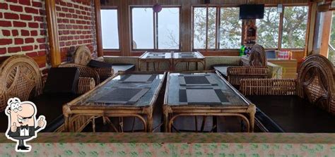 Menu at Bobby Kasar Caffe, Matena