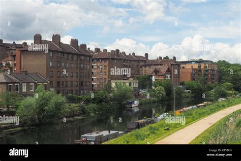 English Country Landscape 的图像结果