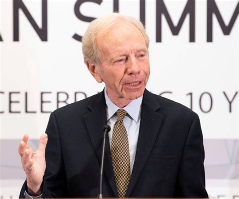 Joe Lieberman: Trump 'Inappropriate,' but Leave to Voters | Newsmax.com