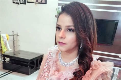 Makeovers by Pooja - Makeup Artist - Janakpuri - Weddingwire.in