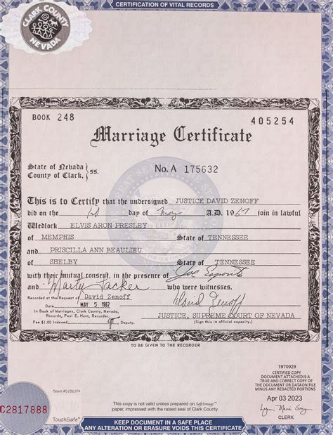 Las Vegas Wedding Paperwork | Little White Chapel