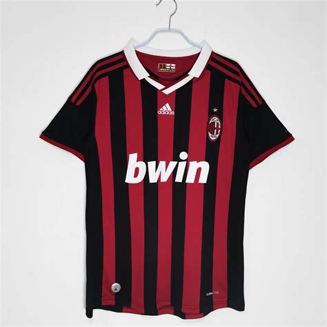 Retro Football Jerseys | Vintage Styles & Iconic Designs – Red Raven Store