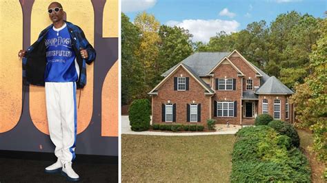 Snoop Dogg Is Dropping His 6-Bedroom Georgia Mansion for a Very Hot ...