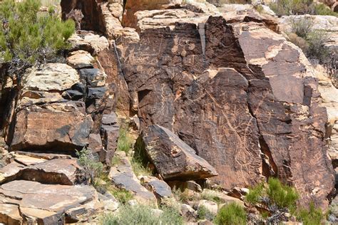 Parowan Gap Petroglyphs | Little Salt Lake | Dinosaur Tracks | Rock ...