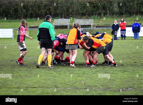 Girls Rugby Ball 的图像结果