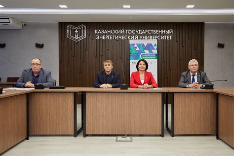 Участница магистерской программы и молодые специалисты Системного ...