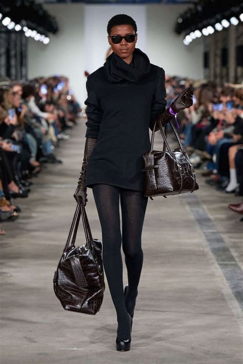 NYFW Friday: Calvin Klein and 7 For All Mankind - FashionNetwork India