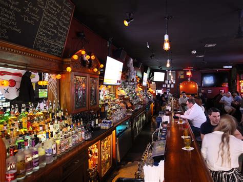 The Best Bars In The West Village - New York - The Infatuation