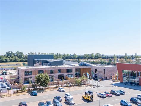 YMCA Community & Activity Village Newark | Sports & Education