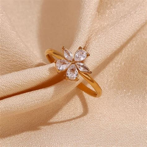 New Arrivals – SASSYNESS